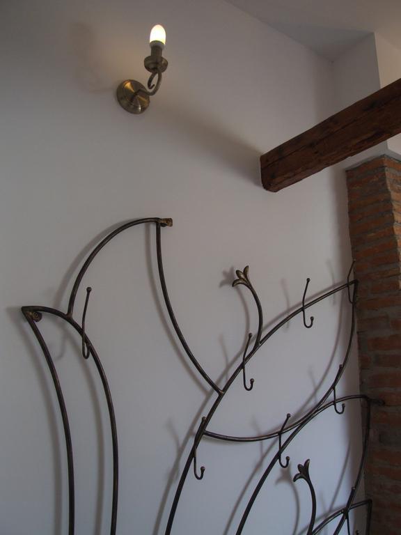 Blue House Hotel Brasov Bagian luar foto
