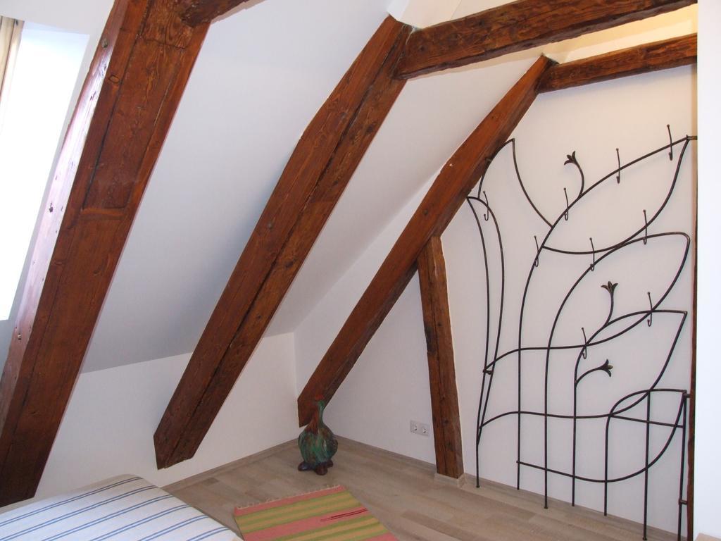 Blue House Hotel Brasov Bagian luar foto